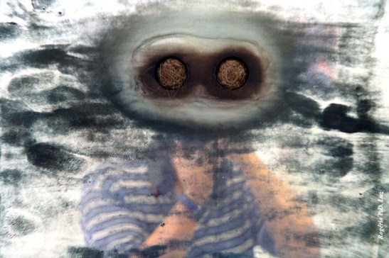 Aqui este fotógrafo procurou interagir e se integrar à obra do artista