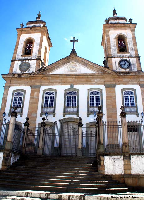 Catedral Basílica de Nossa Senhora de Pilar