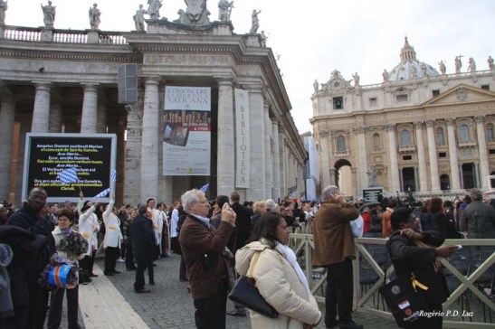 Roma Basilica Praca Sao Pedro (06)