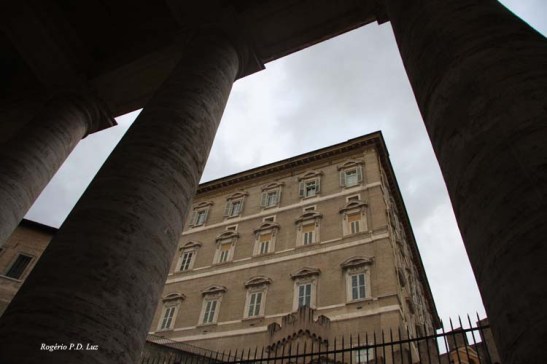 SEDE VACANS - à espera do novo Papa