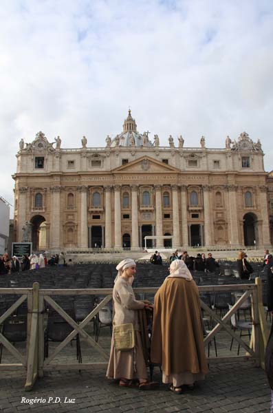 uma imagem da Basílica de São Pedro