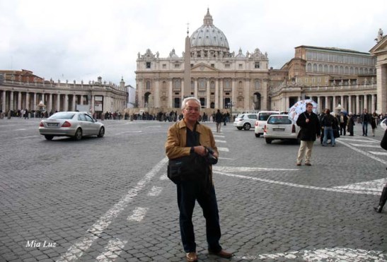 Também fiz questão de tirar uma foto de lembrança do lindo momento no Vaticano
