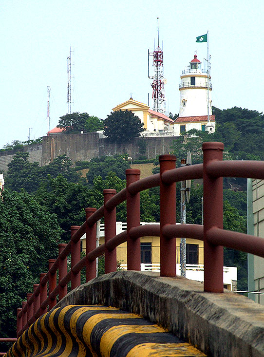 GUIA (é a colina do Farol da Guia)