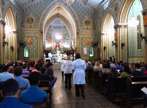 Igreja Divino Espirito Santo Missa Quinta Feira Santa 2014 (03)