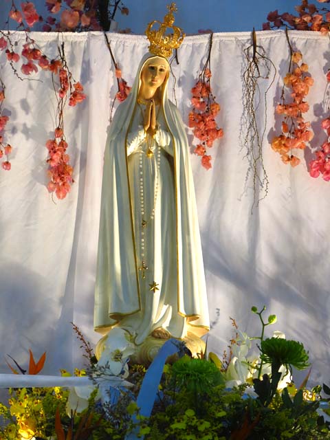 Imagem peregrina de Nossa Senhora de Fátima foi trazida de Portugal