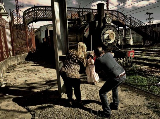 Você pode alugar trajes do início do século 20 (no Museu da Imigração) e tirar fotos ao lado do trem, tudo em nome da nostalgia