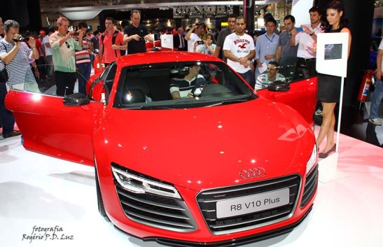 Audi R8 V10 Plus (01)