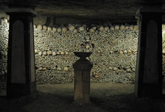 Cripta da Lâmpada do Sepulcro das Catacumbas de Paris (Wikimedia Commons)