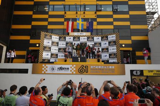 O pódio da F3 (foto da página Do You Like Macau Grand Prix no Facebook)