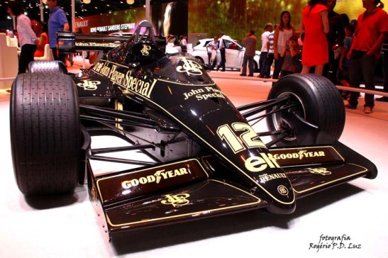 Salão Automovel 2014 carros competição Lotus 95T Ayrton Senna (03)