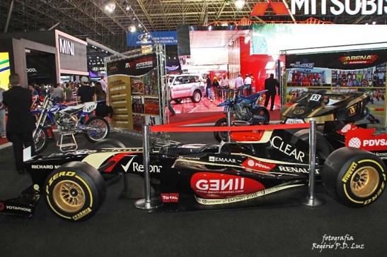 Salão Automovel 2014 carros competição Lotus F1 (02)