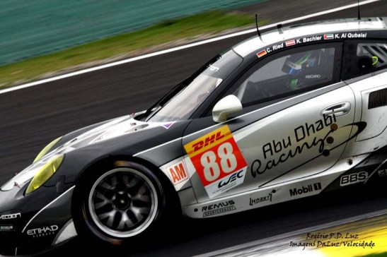 (a) Porsche 911 RSR #88 (02)