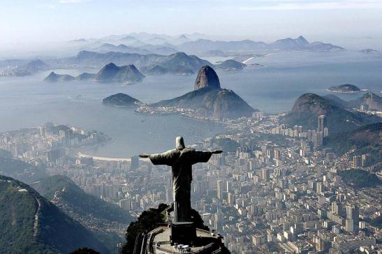Cristo Redentor e a cidade. De Fotos Públicas: foto Ricardo Stuckert