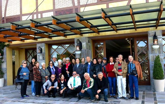 O nosso grupo da excursão diante do hotel