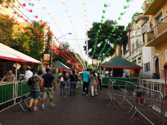A Rua 13 de Maio antes da festa começar