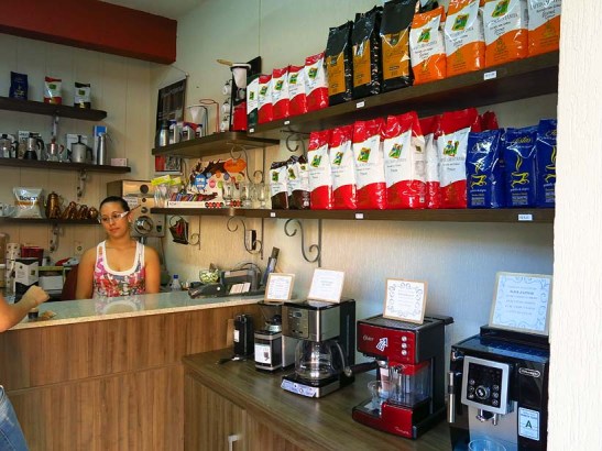 A loja de fábrica do Café Montanha onde muita gente fez compras.