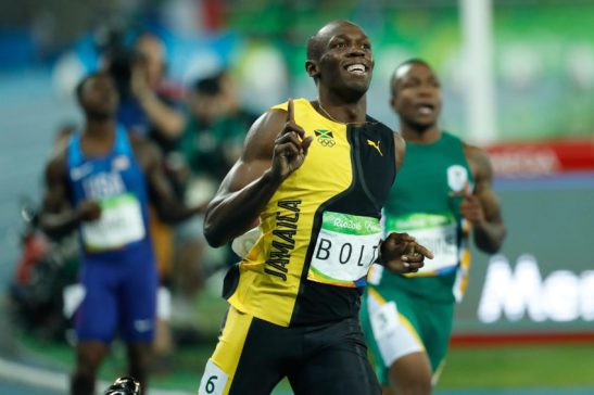 Rio de Janeiro - O jamaicano Usain Bolt, garantiu o ouro e fez história ao conquistar pela terceira vez o título de homem mais rápido do mundo nos 100 metros rasos em uma Olimpíada (Fernando Frazão/Agência Brasil)