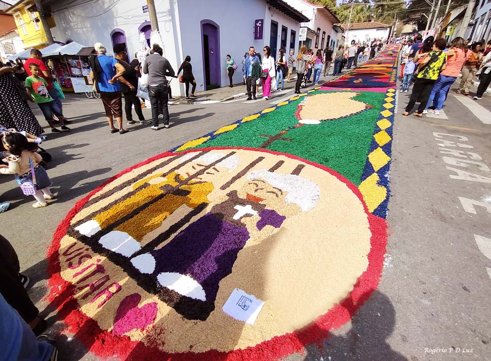 Corpus Christi 2023 em Santana de Parnaíba e seus tapetes